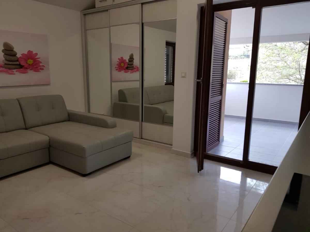 דירות מאלינסקה Relax Zone III מראה חיצוני תמונה